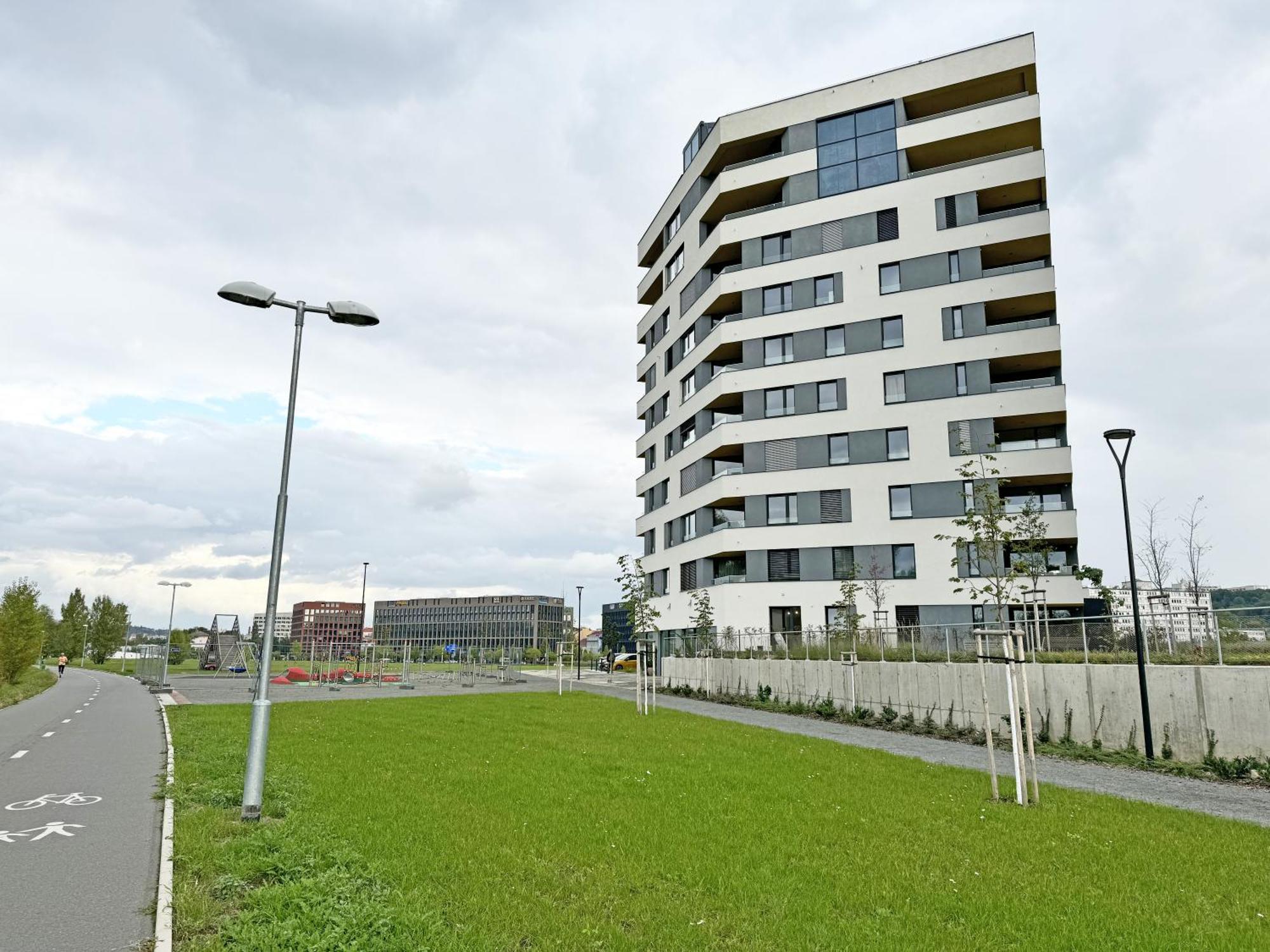 New Studio, King Bed, Free Parking, Terrace Praga Exterior foto